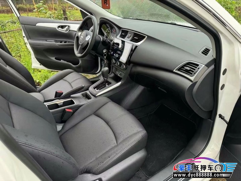 24年日产轩逸轿车抵押车出售