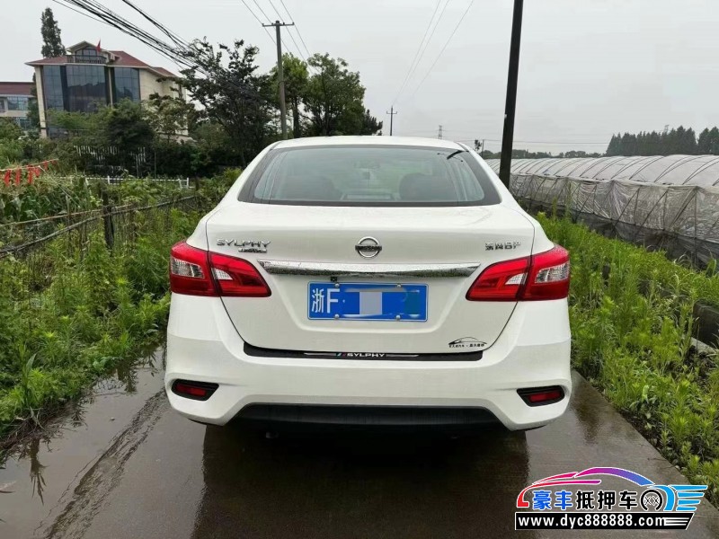 24年日产轩逸轿车抵押车出售