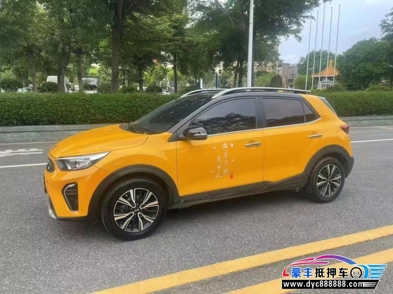 18年起亚KX1轿车抵押车出售