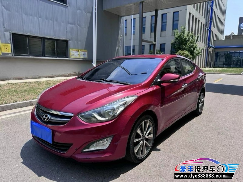 15年现代朗动轿车抵押车出售