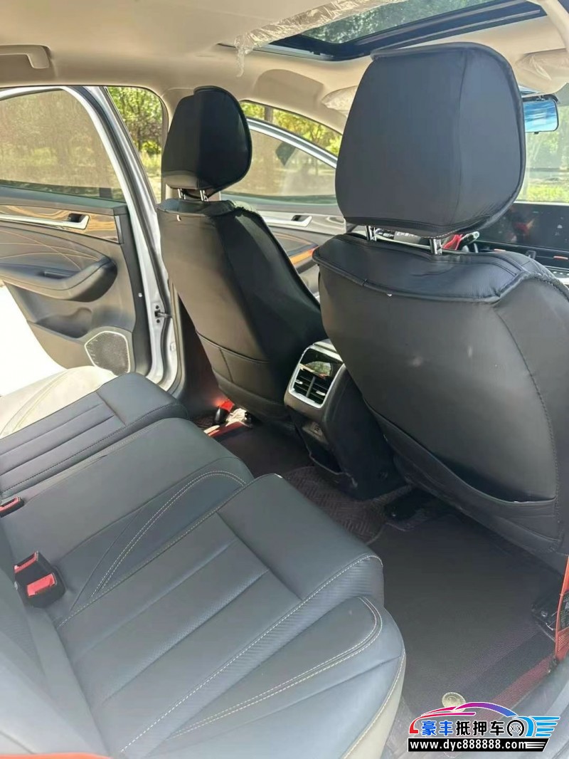 24年奇瑞艾瑞泽5轿车抵押车出售