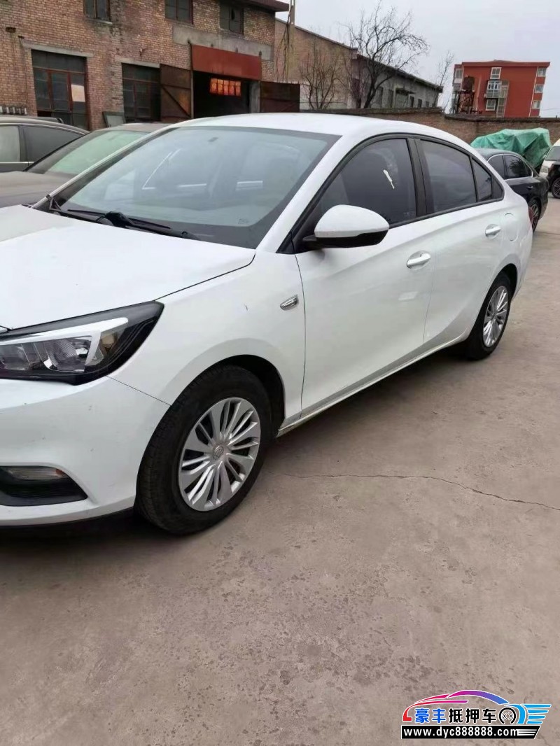 21年别克凯越轿车抵押车出售