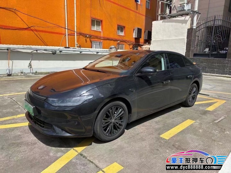 24年零跑c01轿车抵押车出售