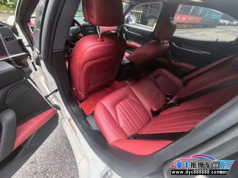 20年玛莎拉蒂Ghibli轿车抵押车出售