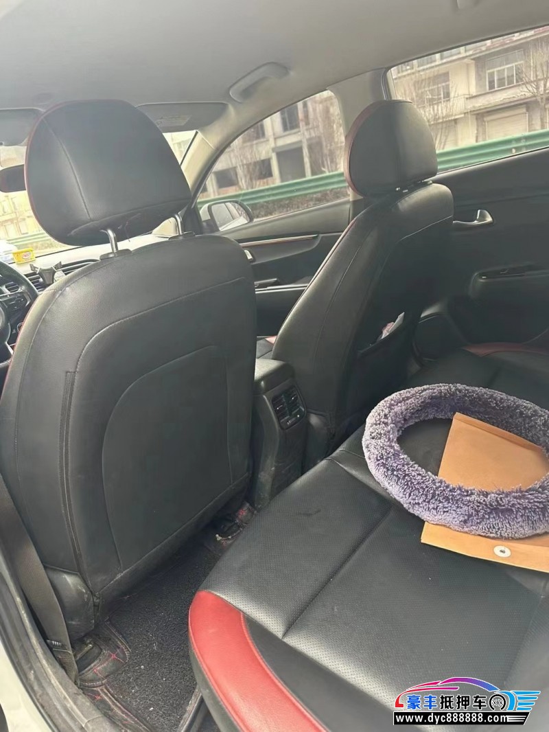 18年起亚KX CROSS轿车抵押车出售