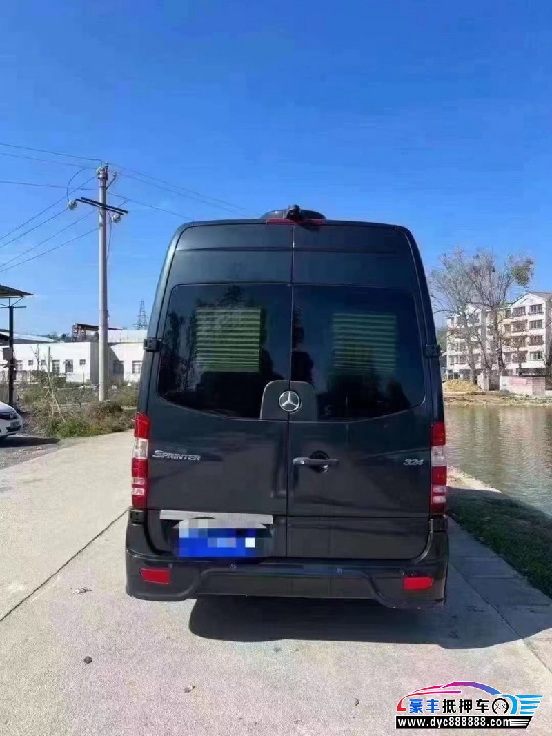 15年奔驰斯宾特轿车抵押车出售