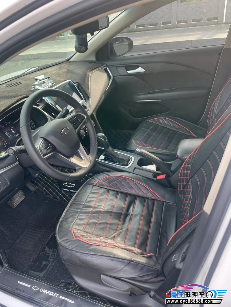 20年雪佛兰科鲁泽轿车抵押车出售