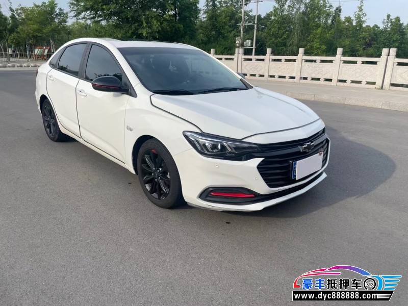 20年雪佛兰科鲁泽轿车抵押车出售