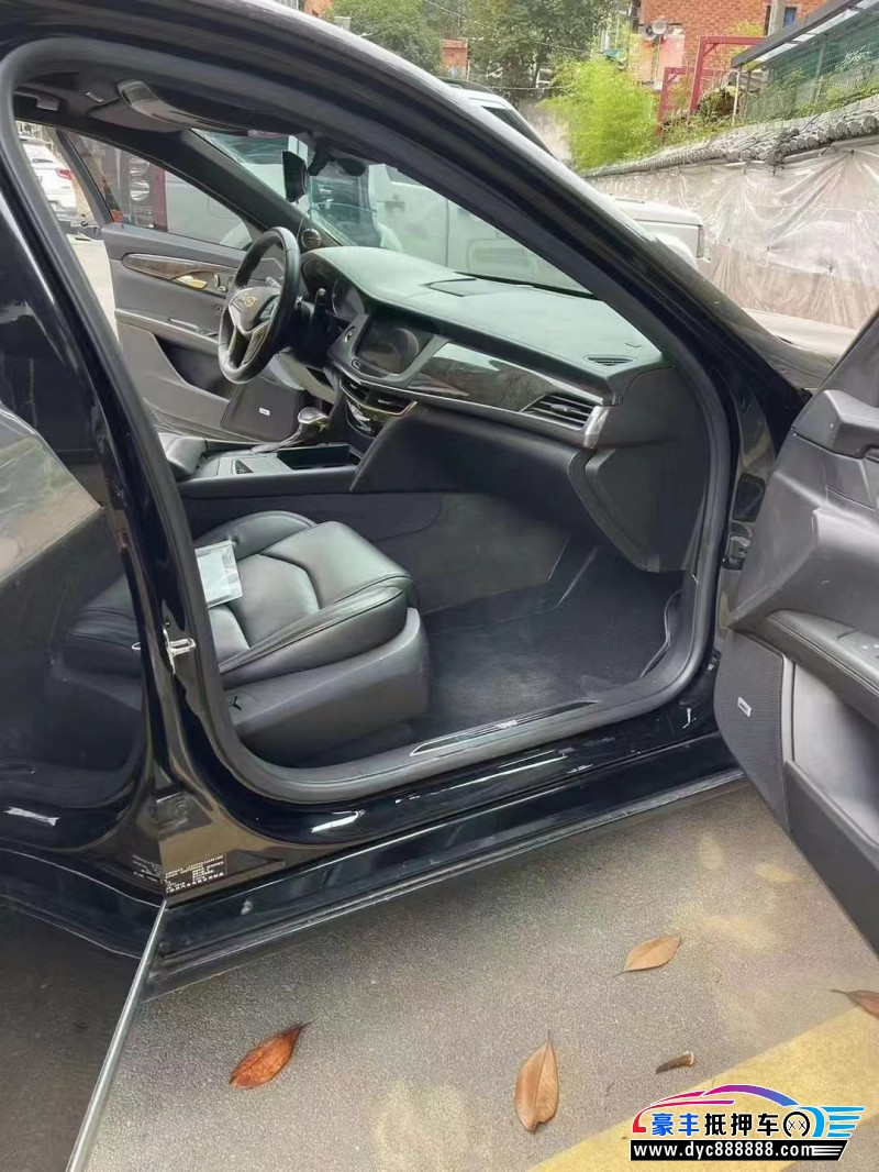 18年凯迪拉克CT6轿车抵押车出售