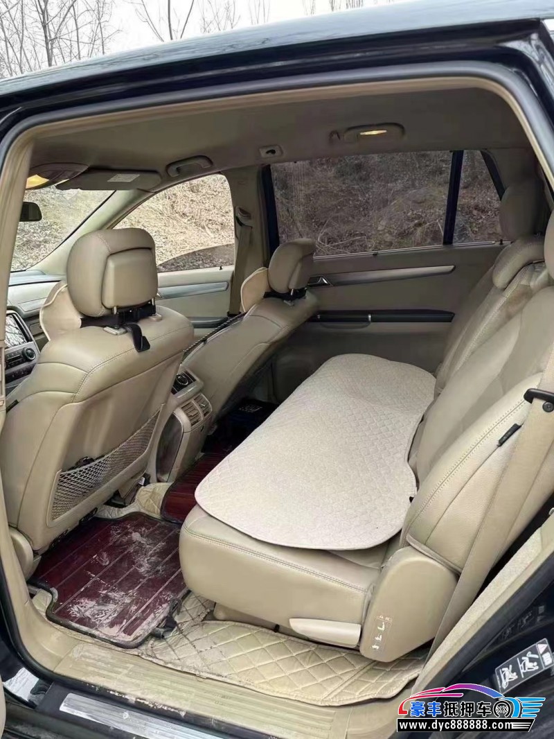 13年奔驰R轿车抵押车出售