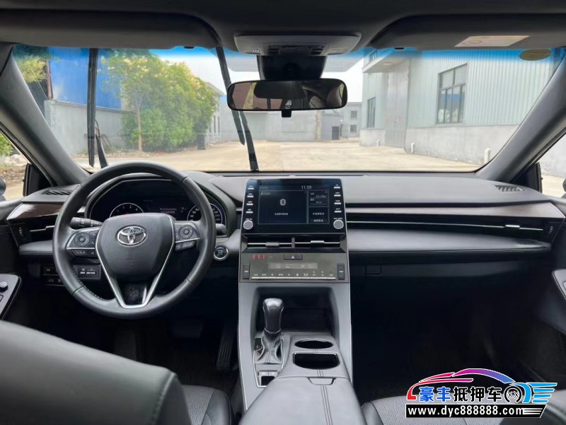 22年丰田亚洲龙轿车抵押车出售