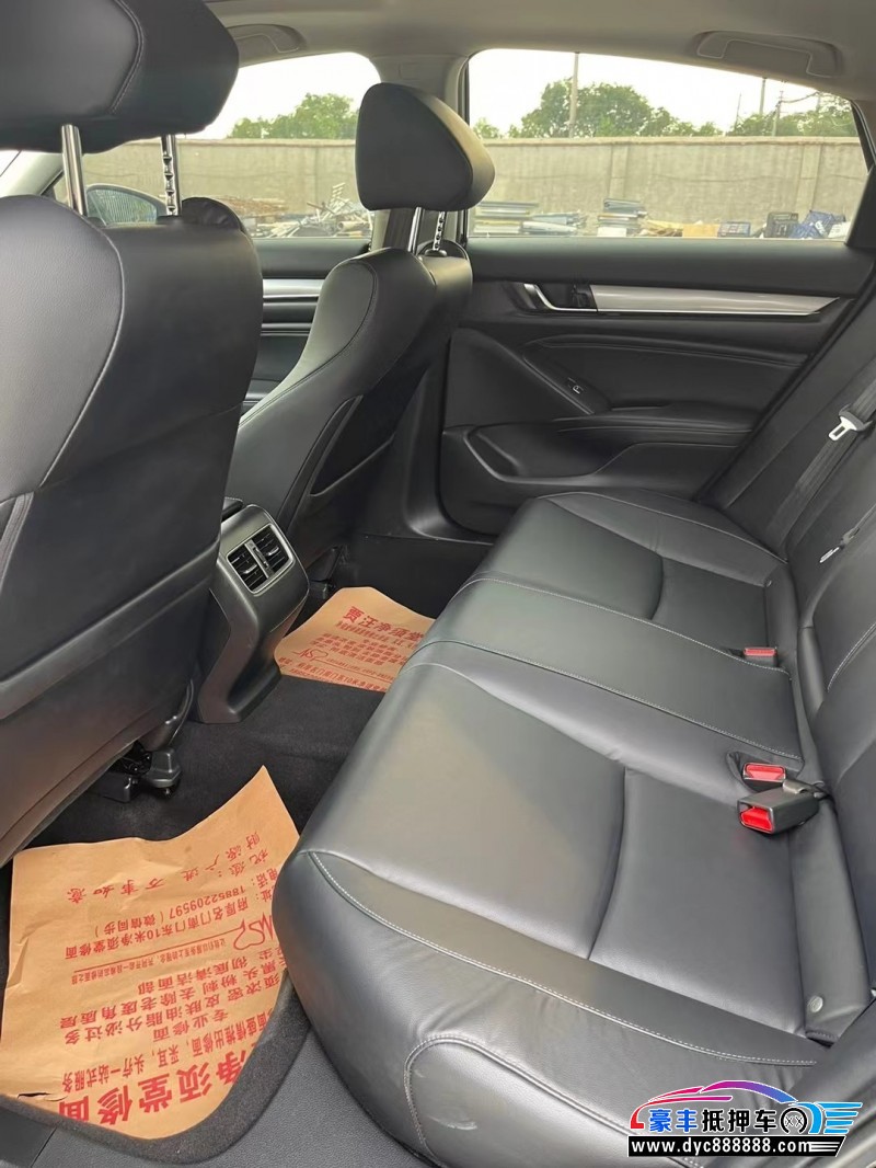 20年本田雅阁轿车抵押车出售