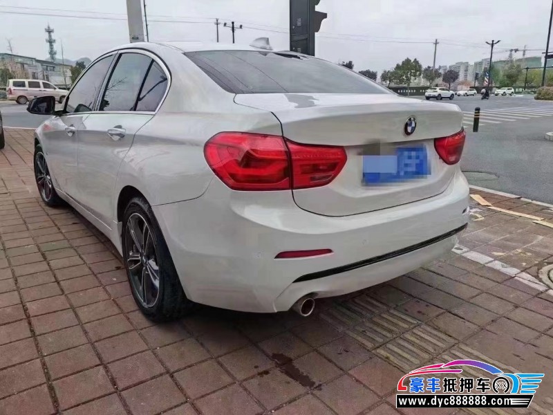18年宝马1系轿车抵押车出售
