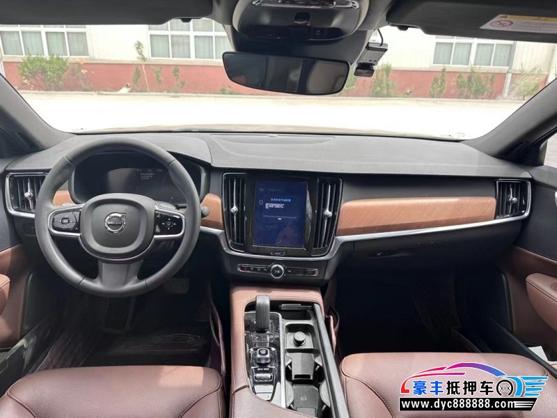 20年沃尔沃S90轿车抵押车出售