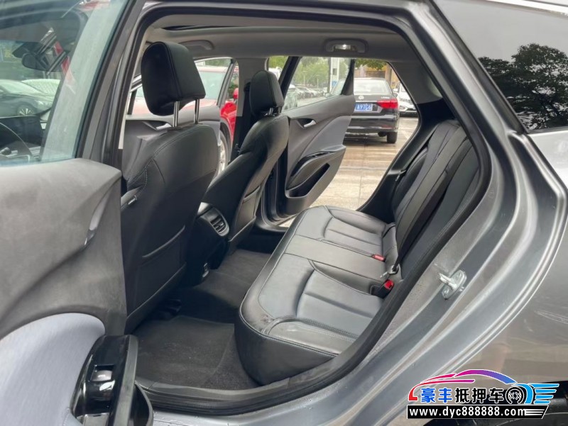 22年别克微蓝轿车抵押车出售