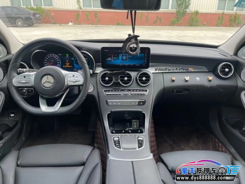 20年奔驰C轿车抵押车出售