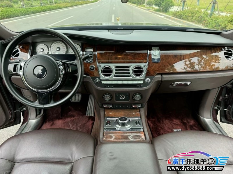 14年劳斯莱斯古斯特轿车抵押车出售