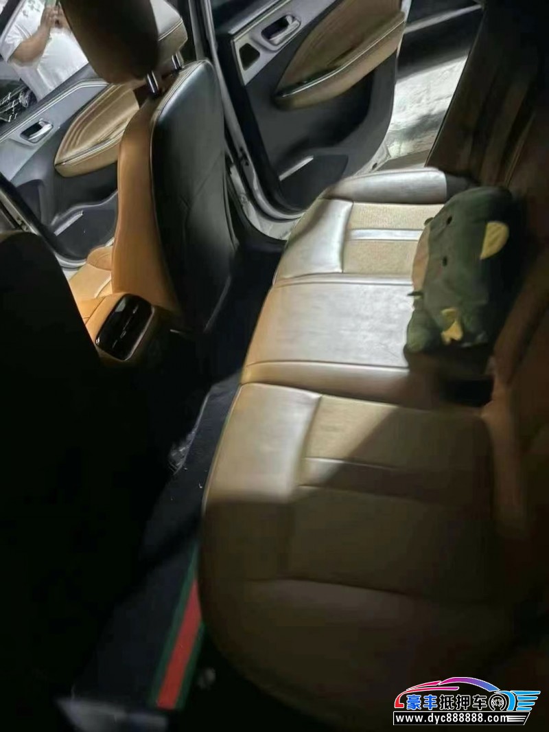 23年埃安炫轿车抵押车出售