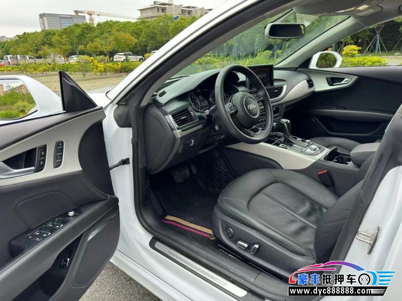 18年奥迪A7轿车抵押车出售