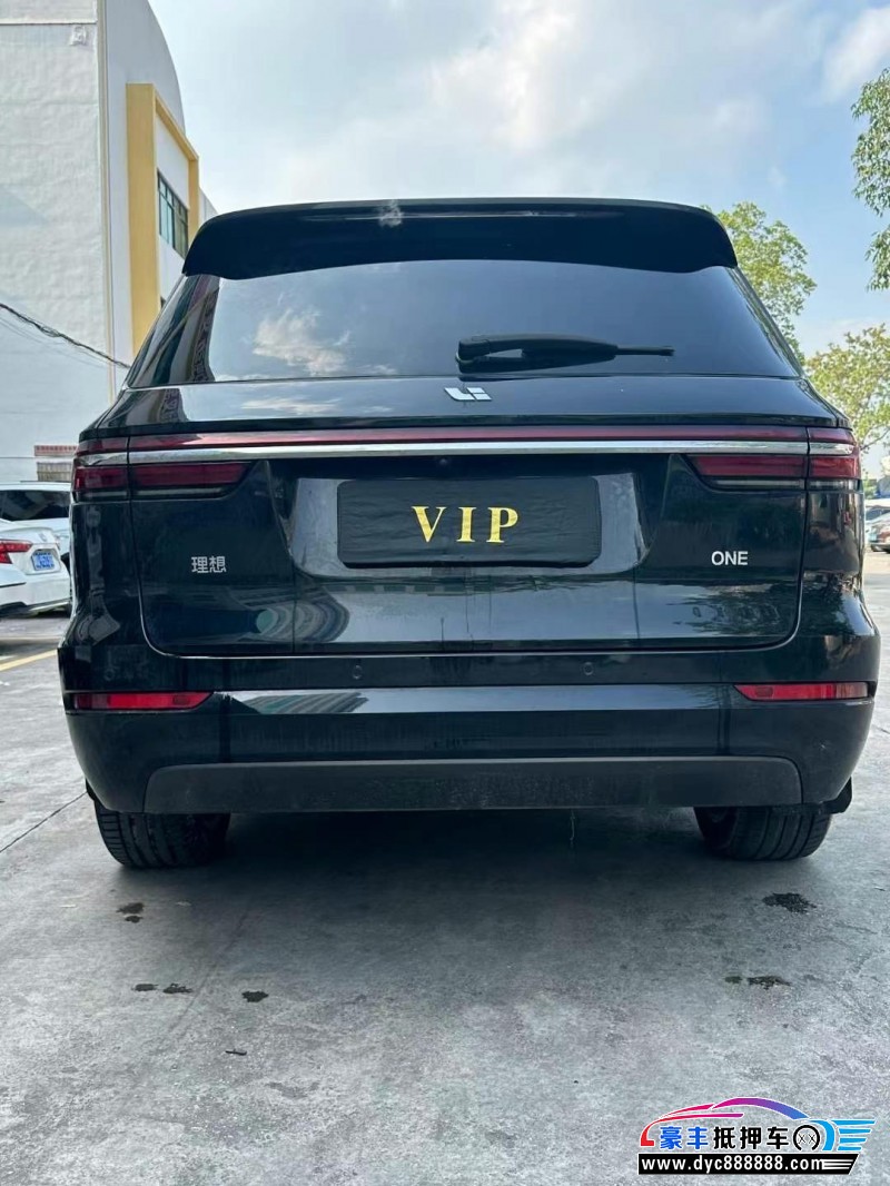 22年理想ONE轿车抵押车出售