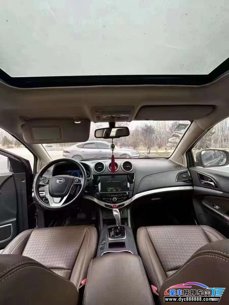 16年比亚迪S7轿车抵押车出售