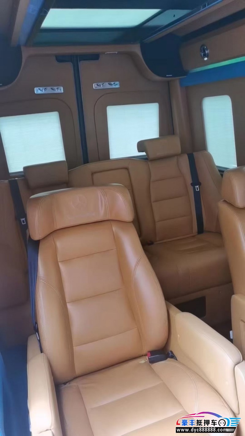 19年奔驰斯宾特轿车抵押车出售