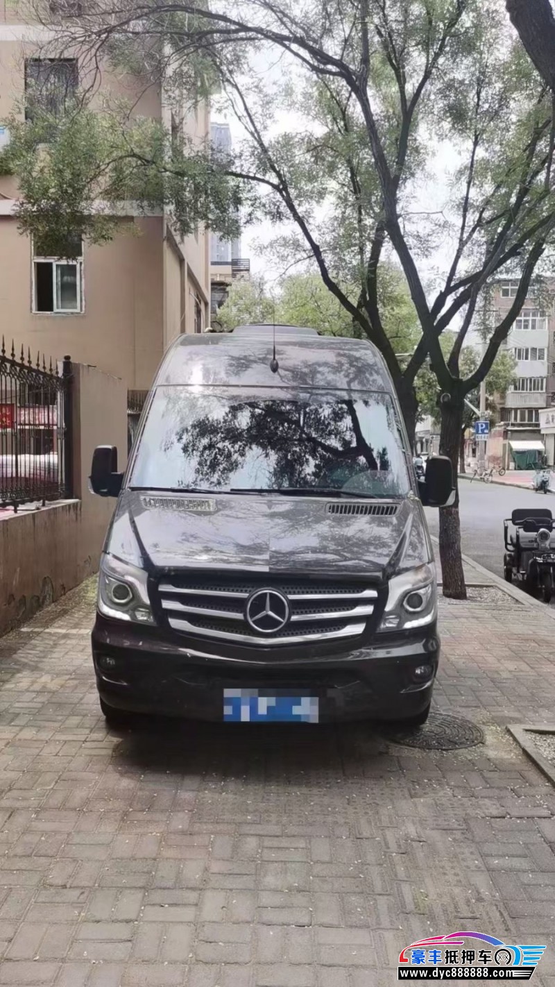 19年奔驰斯宾特轿车抵押车出售