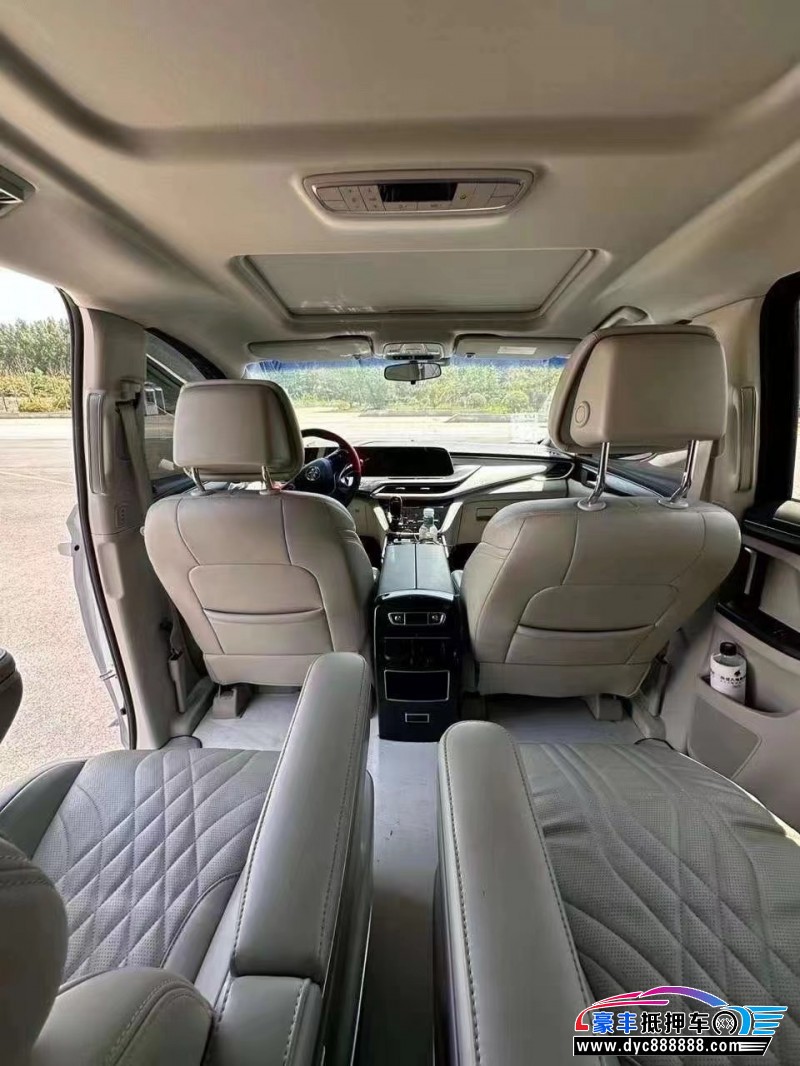 23年别克GL8轿车抵押车出售