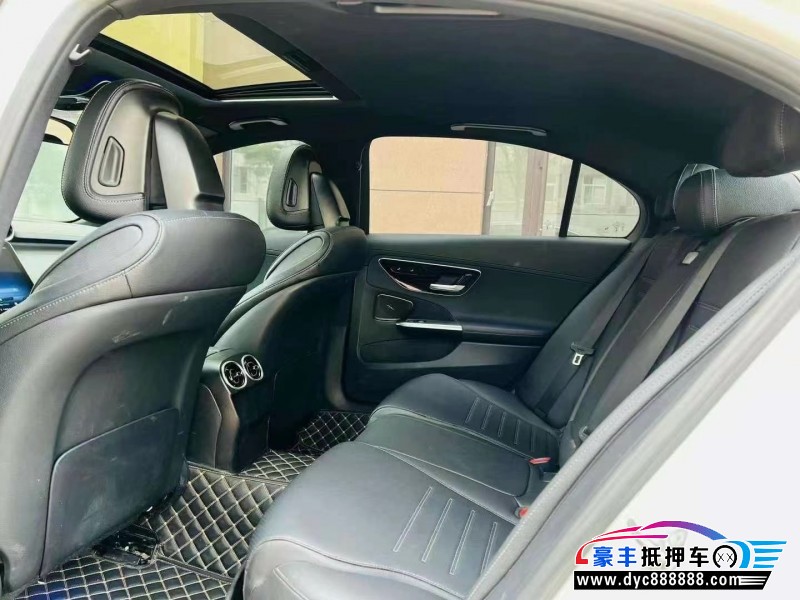 22年奔驰C轿车抵押车出售