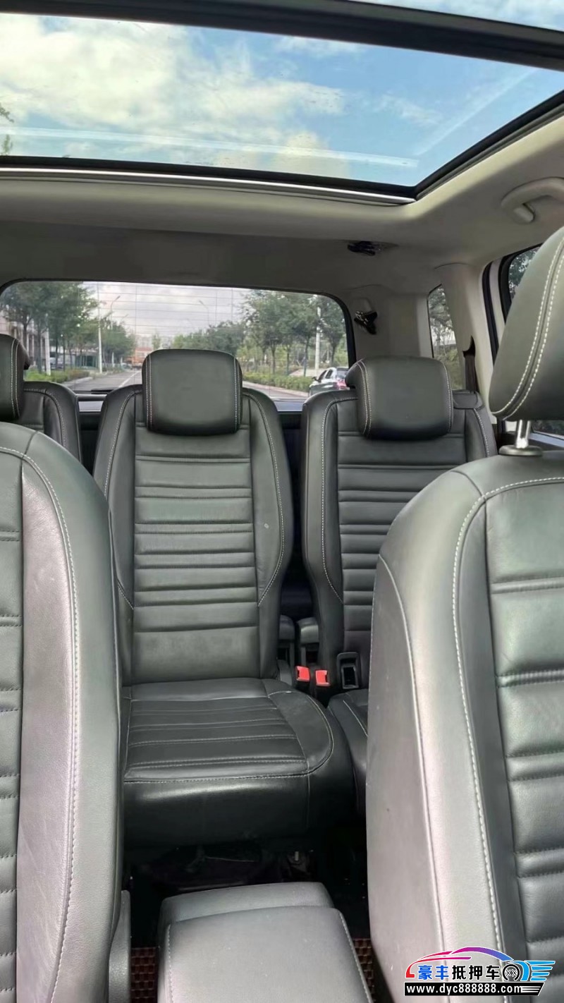 18年大众途安SUV抵押车出售