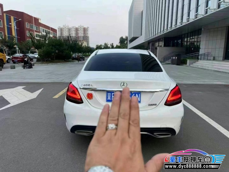 20年奔驰C轿车抵押车出售