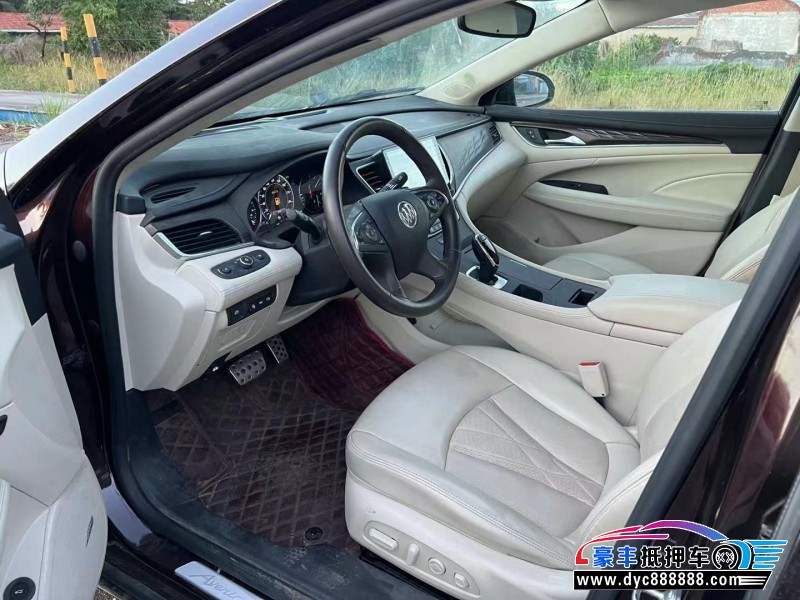 20年别克君越轿车抵押车出售