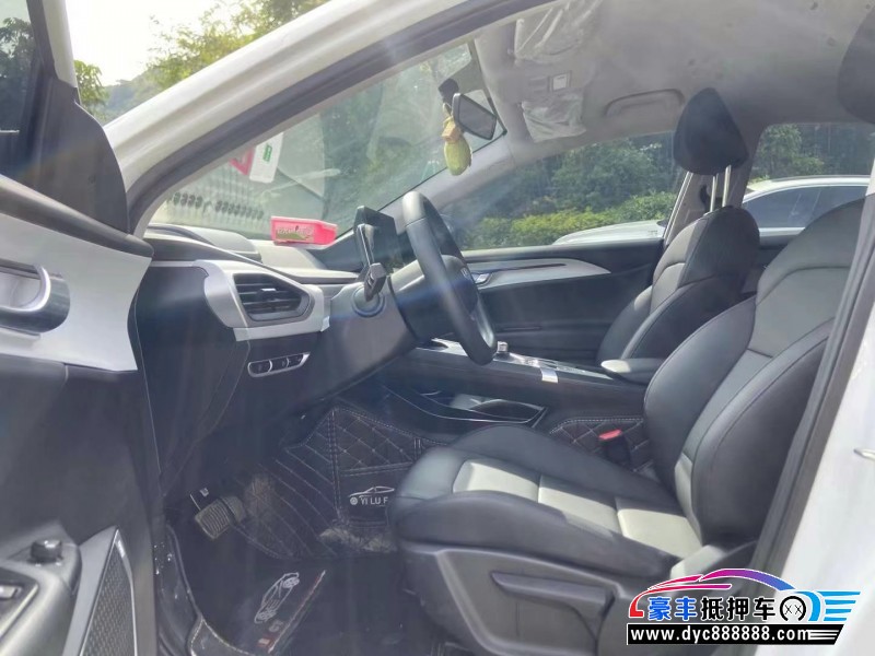 24年吉利几何轿车抵押车出售