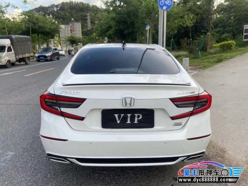 22年本田雅阁轿车抵押车出售