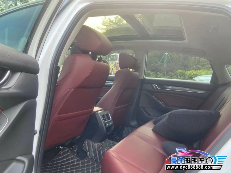 22年本田雅阁轿车抵押车出售