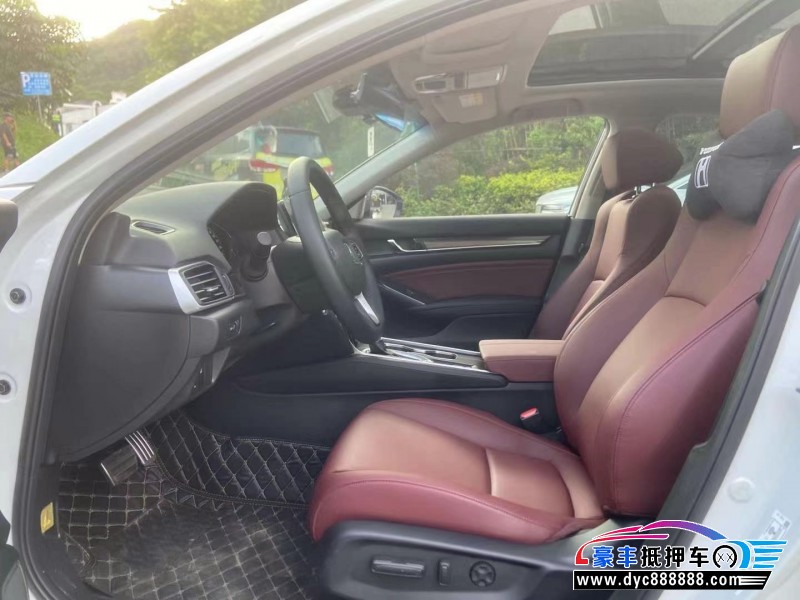 22年本田雅阁轿车抵押车出售