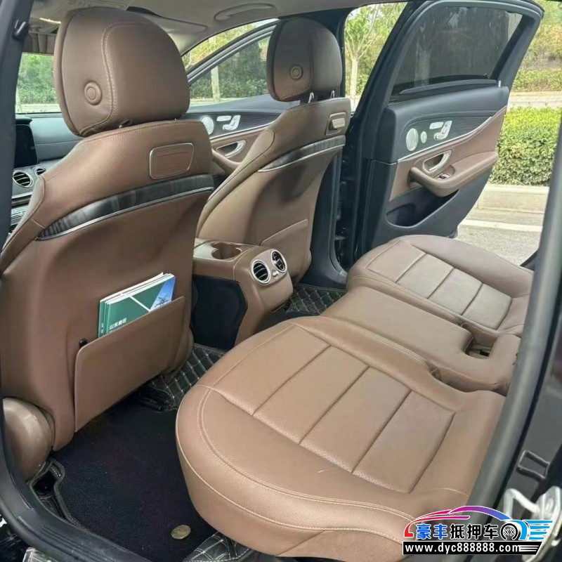 20年奔驰E轿车抵押车出售