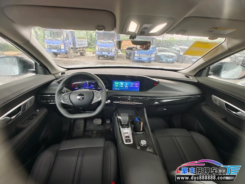 23年东风风神皓极轿车抵押车出售