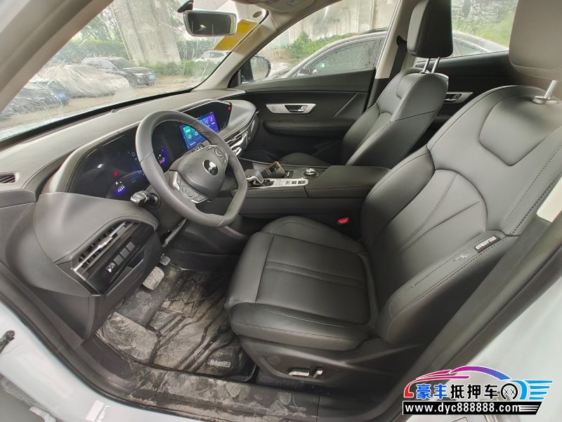 23年东风风神皓极轿车抵押车出售