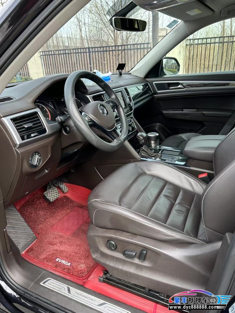 18年大众途昂轿车抵押车出售