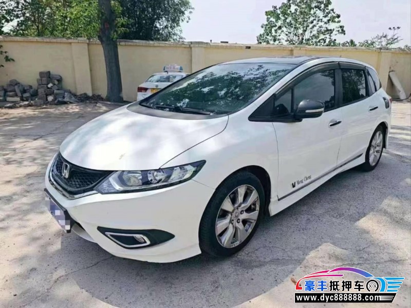 16年本田雅阁轿车抵押车出售