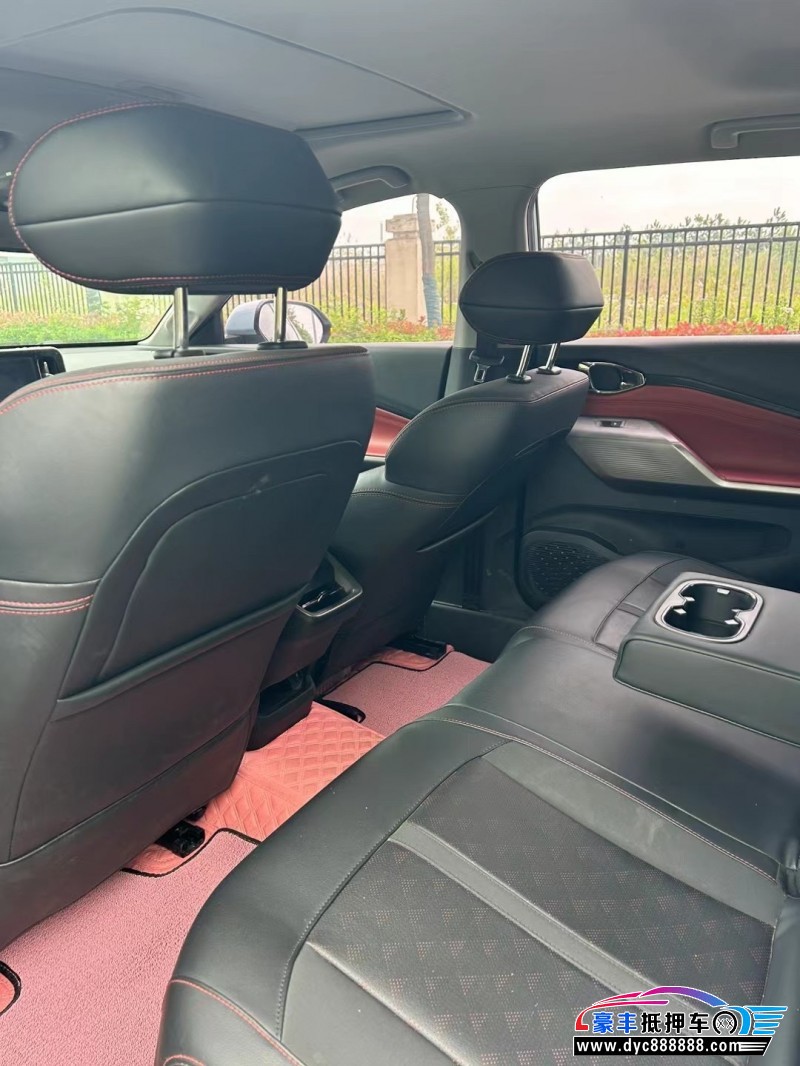 22年宝骏RC5轿车抵押车出售