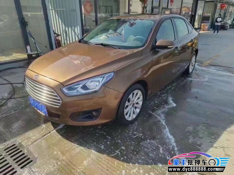 18年福特福睿斯轿车抵押车出售