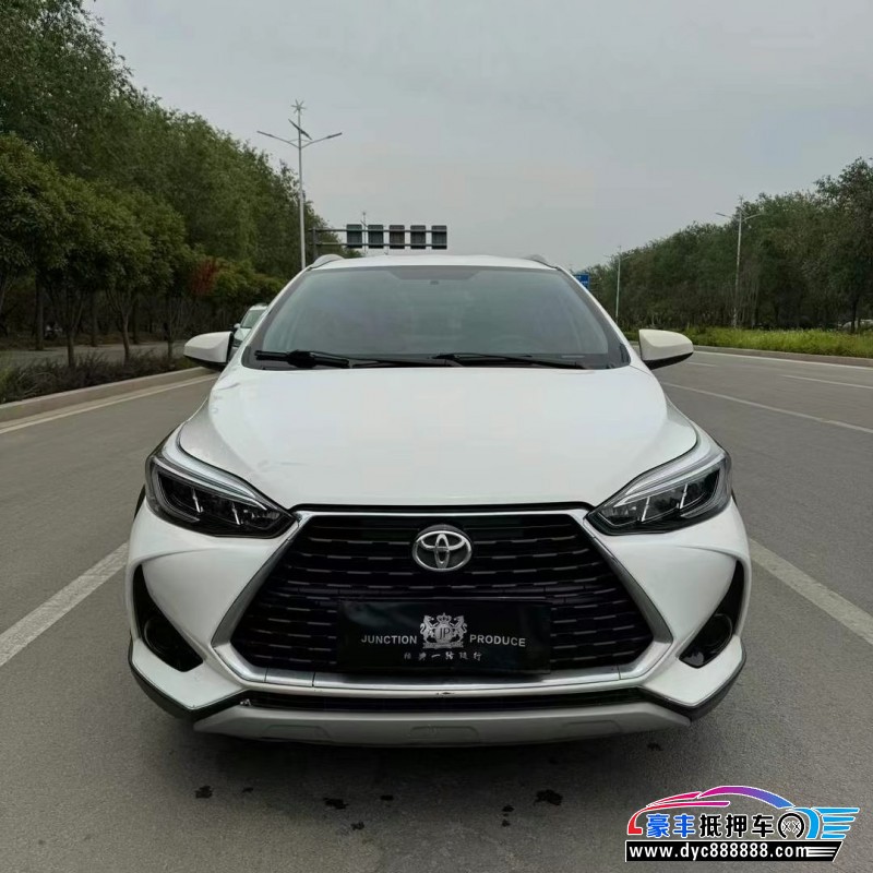 22年丰田YARiS L 致炫轿车抵押车出售