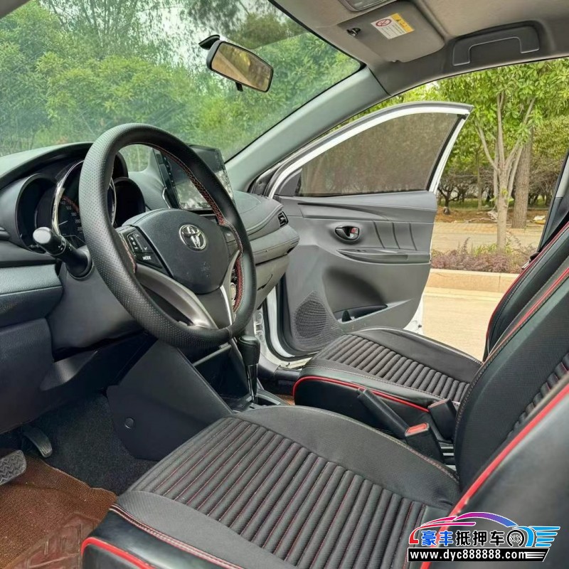 22年丰田YARiS L 致炫轿车抵押车出售