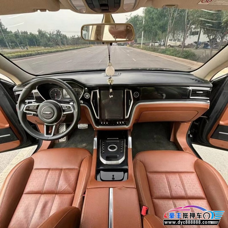 18年众泰T700轿车抵押车出售