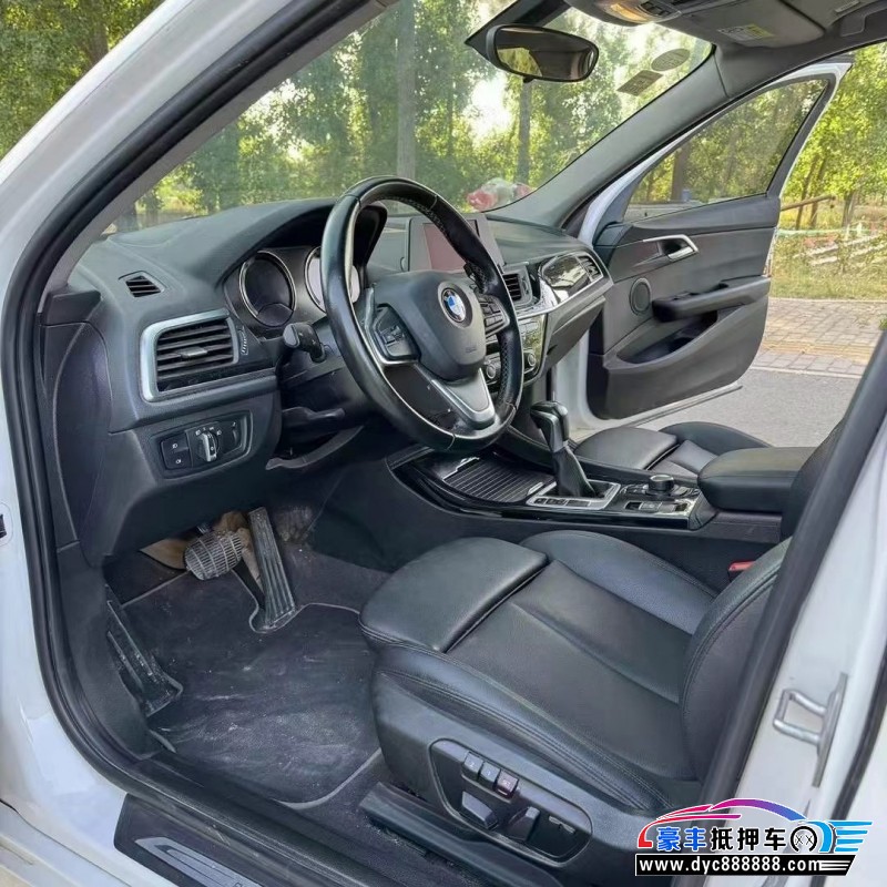 18年宝马1系轿车抵押车出售