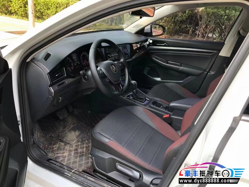 20年大众宝来轿车抵押车出售