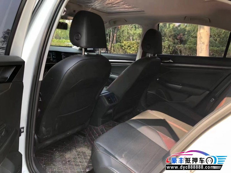 20年大众宝来轿车抵押车出售