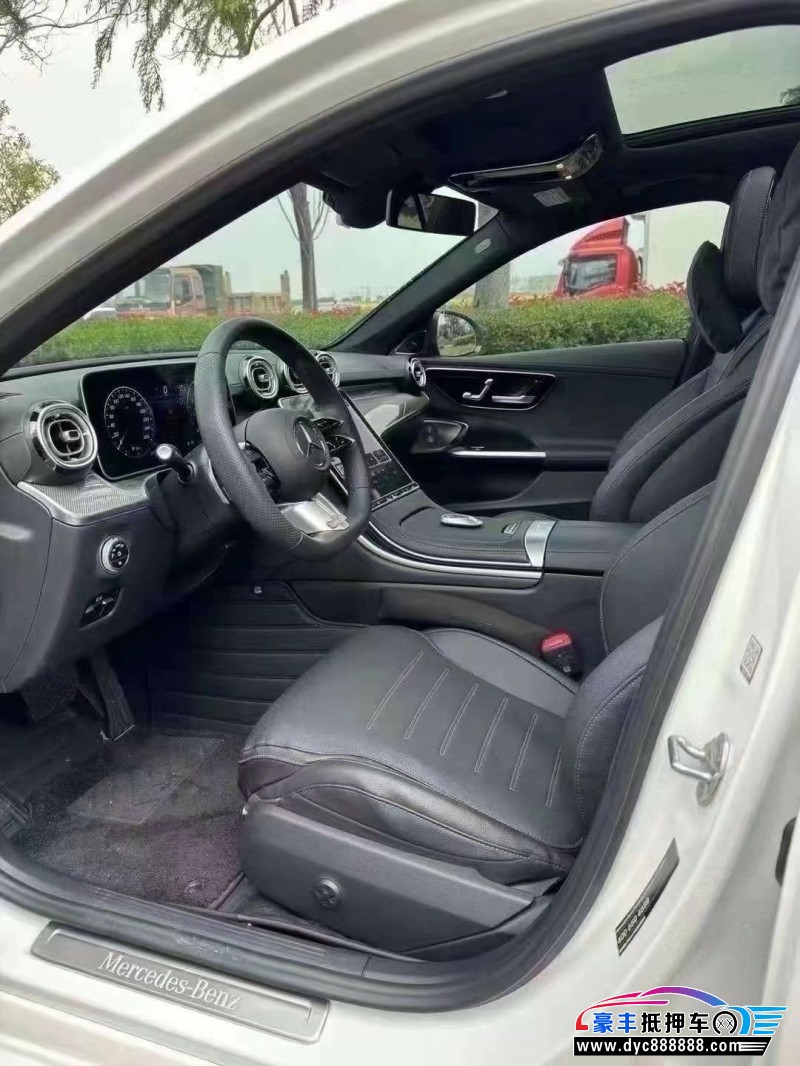 23年奔驰C轿车抵押车出售